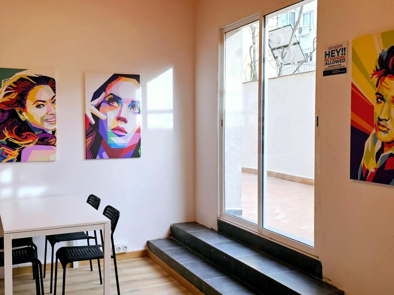 Hostel Arc House Pop Art Madrid Exteriér fotografie